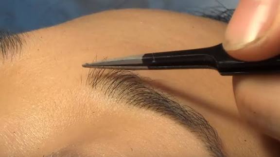 CORSO ONLINE EXTENSION SOPRACCIGLIA