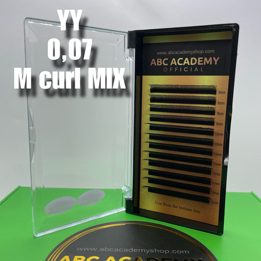 YY 0.07 M CURL MIX